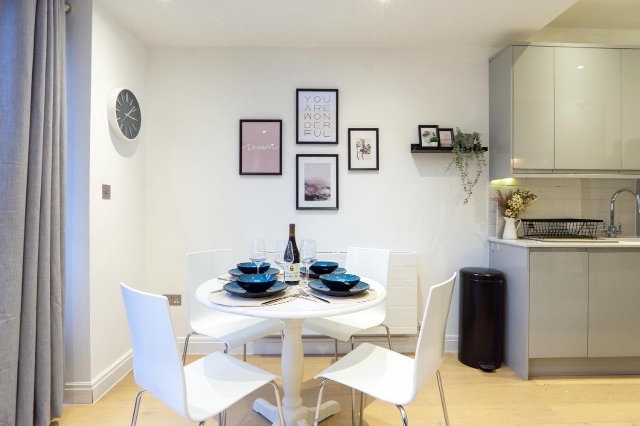 A Beautiful One Bedroom Flat With Garden & Parking Мілл-Хілл Екстер'єр фото