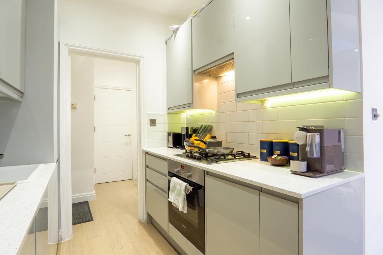 A Beautiful One Bedroom Flat With Garden & Parking Мілл-Хілл Екстер'єр фото